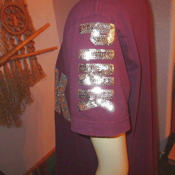 Victoria's Secret Blinged Out T-Shirt Size S Oversized Sequins Short Sleeves - Picture 9 of 10